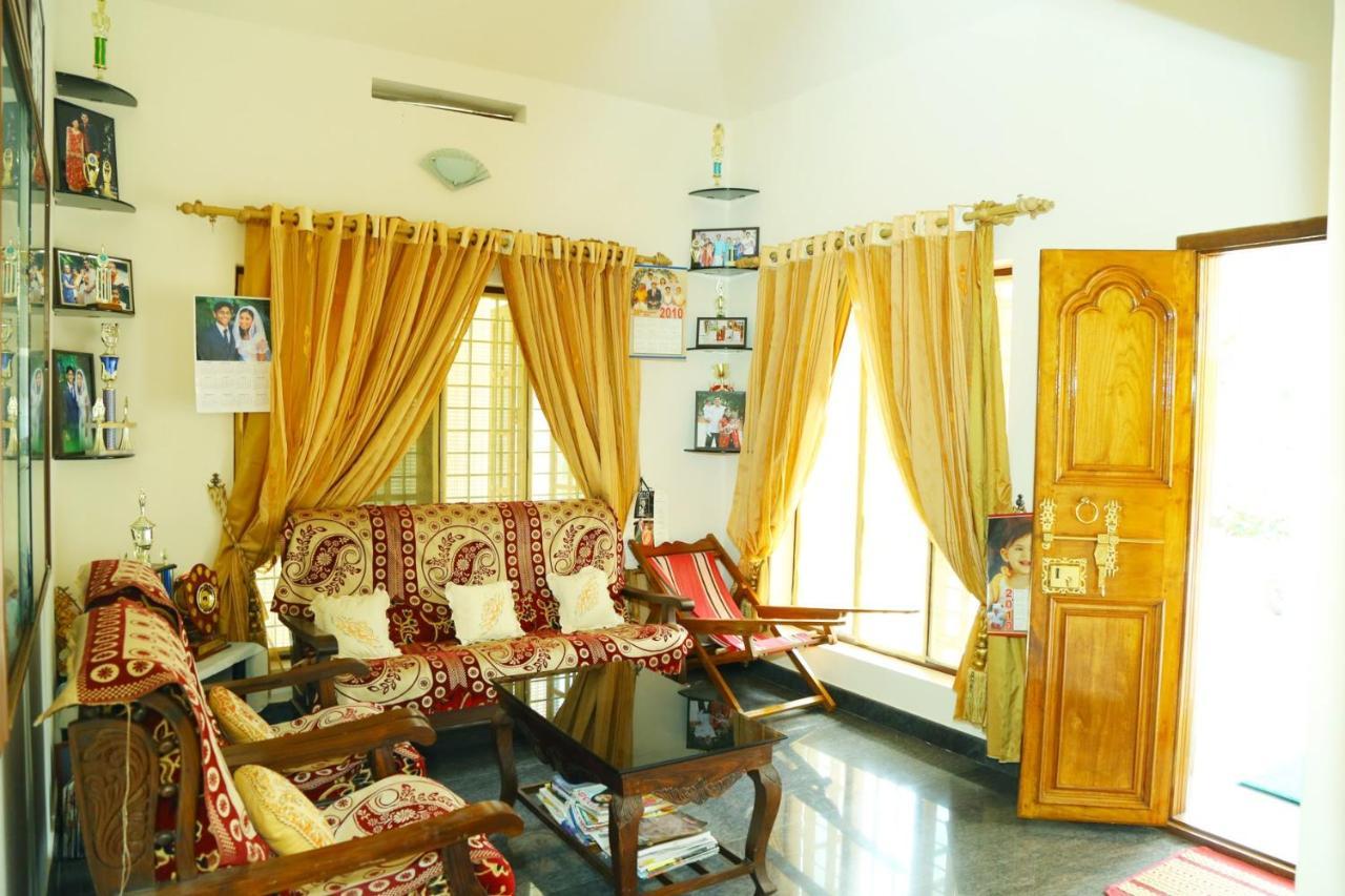 Bed and Breakfast Manavalan House Alwaye Exterior foto