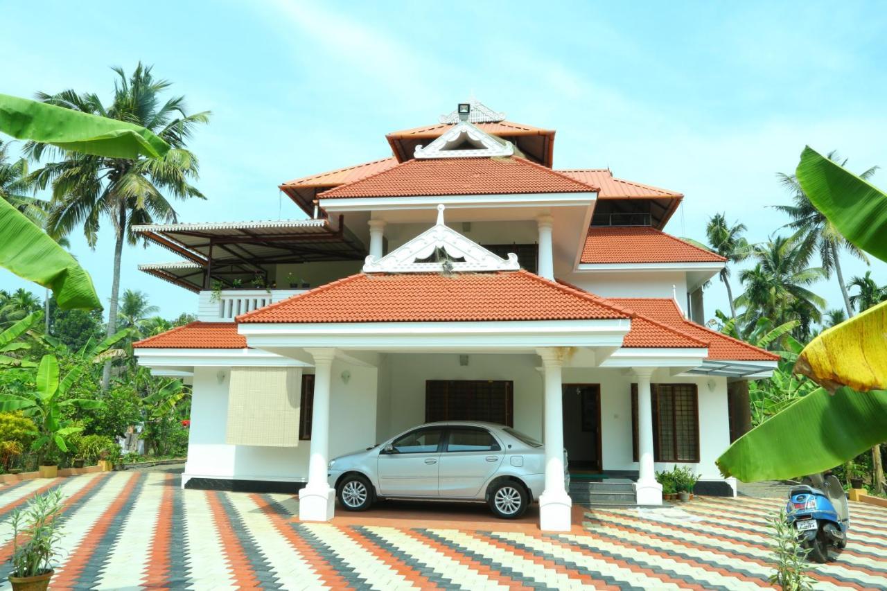 Bed and Breakfast Manavalan House Alwaye Exterior foto